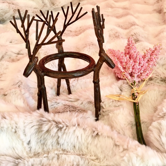 Metal Deer Candle Holder - Picture 2 of 9